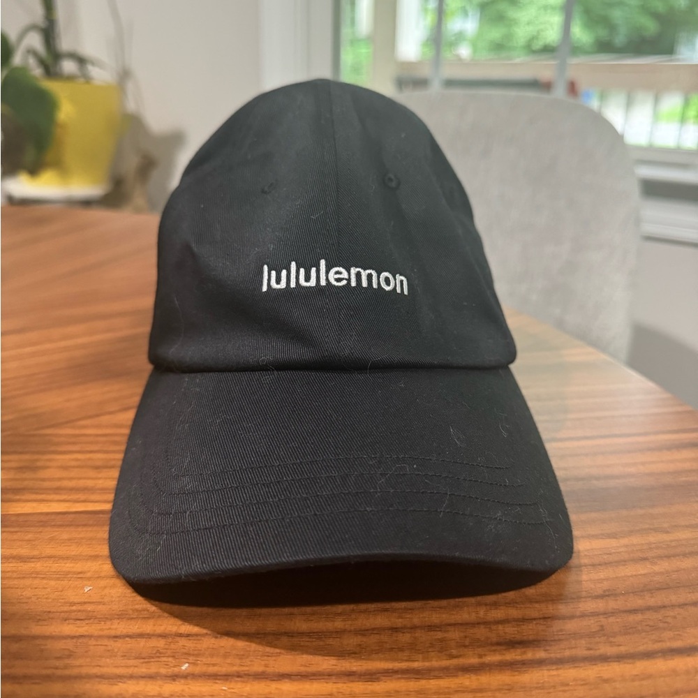 Lululemon Black Cap